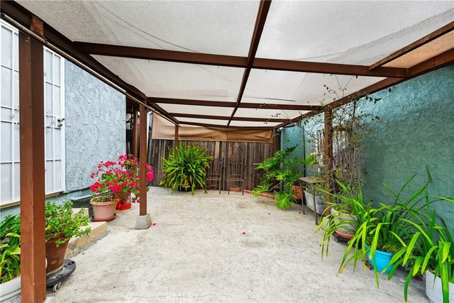 3415 N Figueroa St, Los Angeles, CA 90065