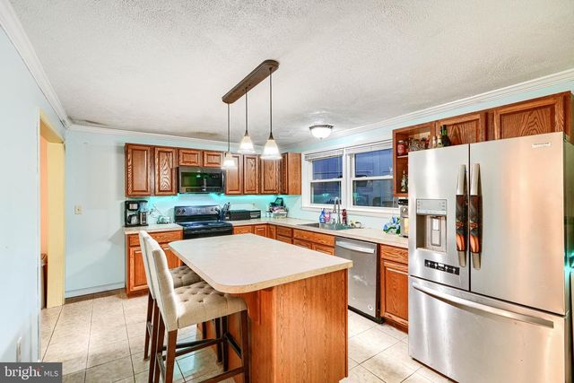 49 CHURCH ST, Seven Valleys, PA 17360