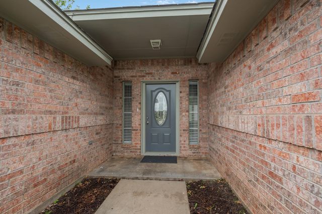 5213 NORTHVIEW DRIVE, Wichita Falls, TX 76306