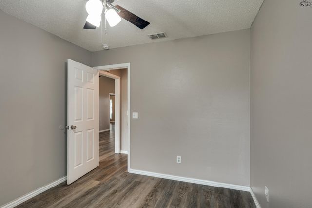 5213 NORTHVIEW DRIVE, Wichita Falls, TX 76306