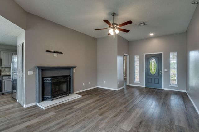 5213 NORTHVIEW DRIVE, Wichita Falls, TX 76306