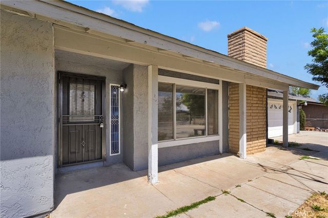 15970 Lindero, Victorville, CA 92395