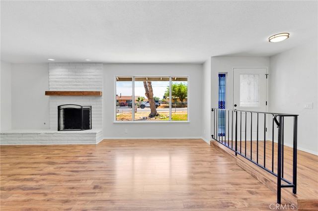 15970 Lindero, Victorville, CA 92395