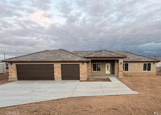 9677 I Avenue, Hesperia, CA 92345