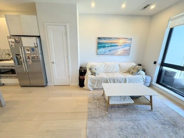 45 W 3rd St 401, Boston, MA 02127