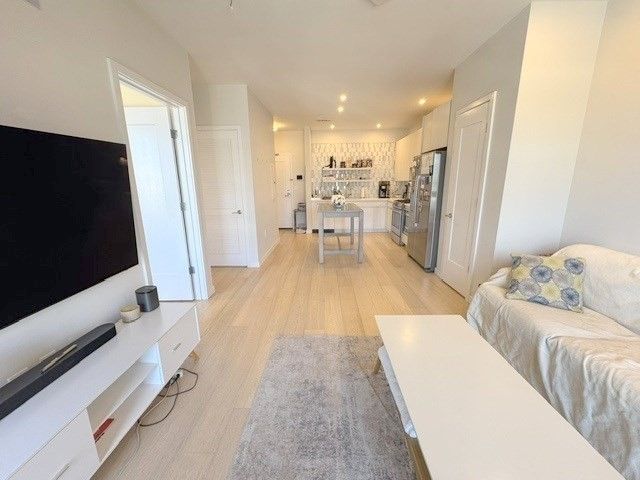 45 W 3rd St 401, Boston, MA 02127