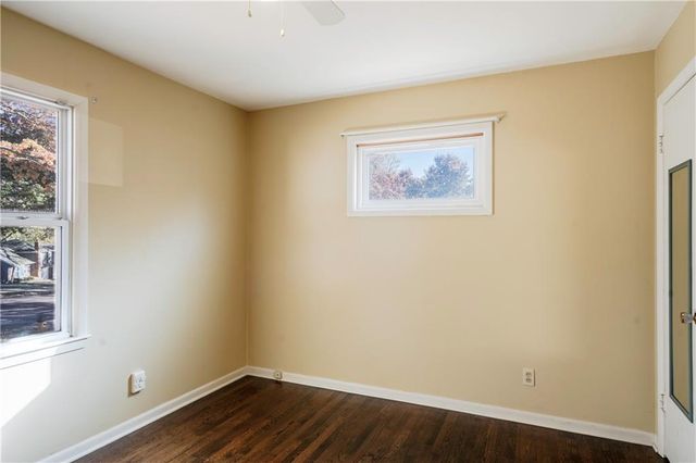 9702 EBY Street, Overland Park, KS 66212