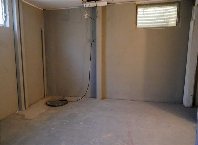 9702 EBY Street, Overland Park, KS 66212