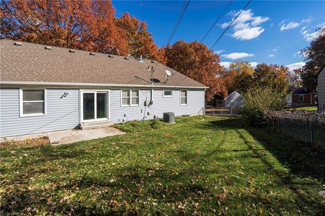 9702 EBY Street, Overland Park, KS 66212