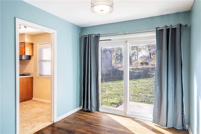 9702 EBY Street, Overland Park, KS 66212