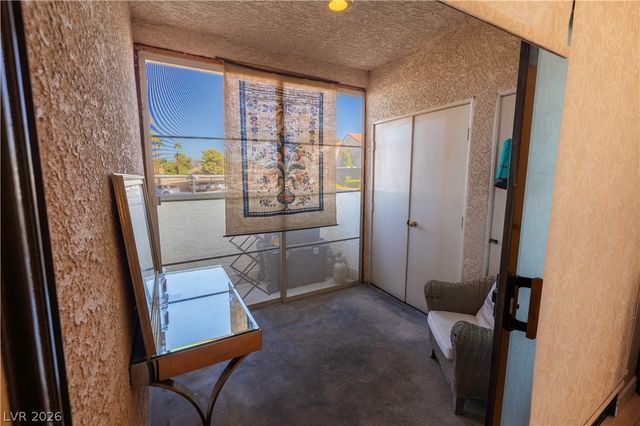 4847 South Torrey Pines Drive 102, Las Vegas, NV 89103