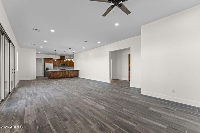 285 Ironwood Place, Wickenburg, AZ 85390