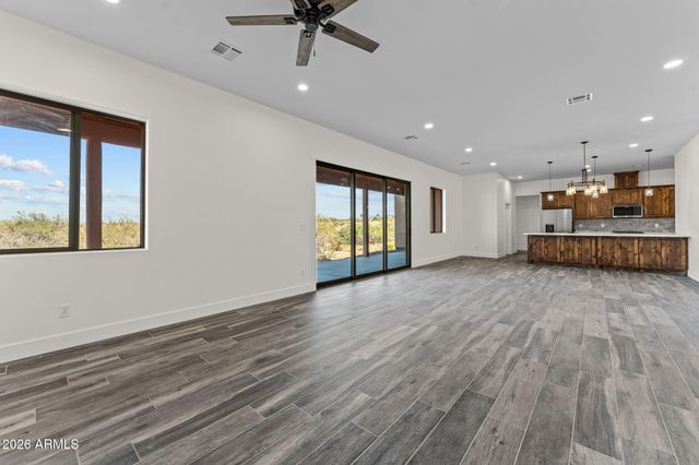 285 Ironwood Place, Wickenburg, AZ 85390