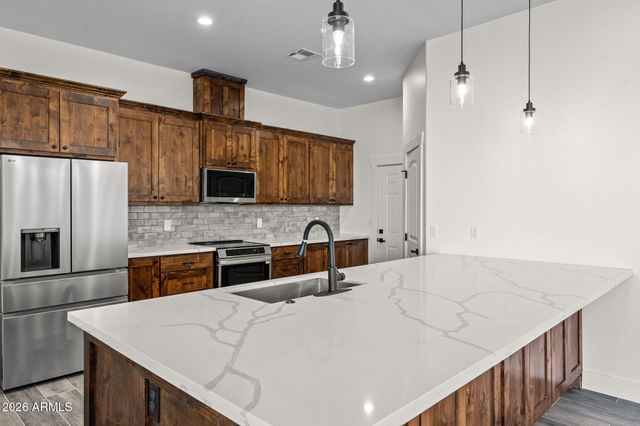 285 Ironwood Place, Wickenburg, AZ 85390