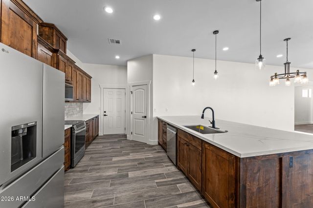 285 Ironwood Place, Wickenburg, AZ 85390