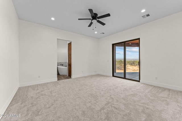 285 Ironwood Place, Wickenburg, AZ 85390