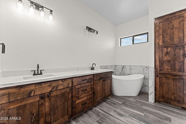 285 Ironwood Place, Wickenburg, AZ 85390