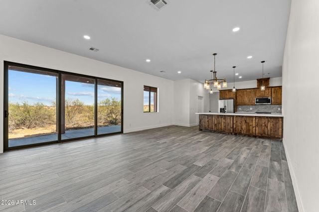 285 Ironwood Place, Wickenburg, AZ 85390