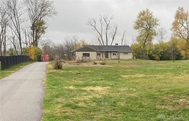 5615 Denlinger Road, Dayton, OH 45426