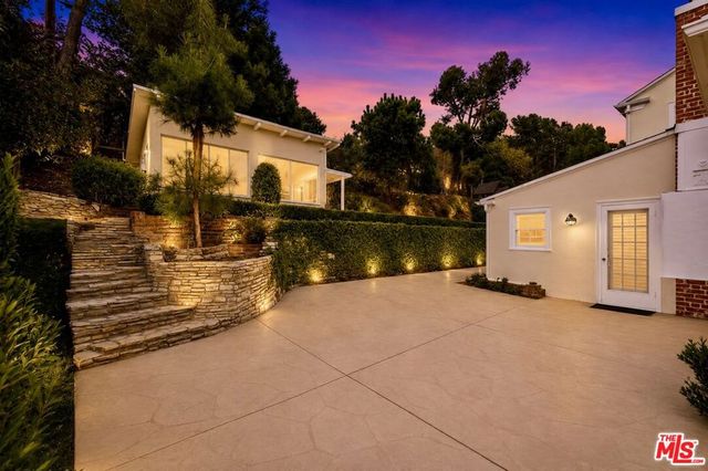 1627 Arbor Drive, Glendale, CA 91202