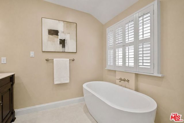 1627 Arbor Drive, Glendale, CA 91202