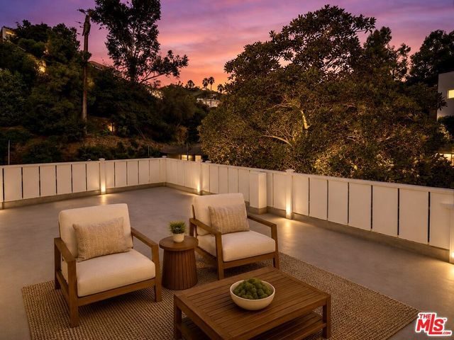1627 Arbor Drive, Glendale, CA 91202