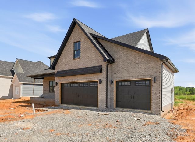 218 Low Plains Ln, Clarksville, TN 37043