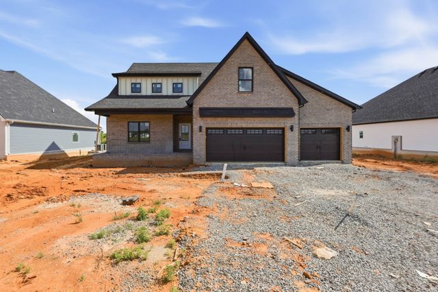 218 Low Plains Ln, Clarksville, TN 37043