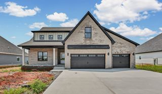 218 Low Plains Ln, Clarksville, TN 37043