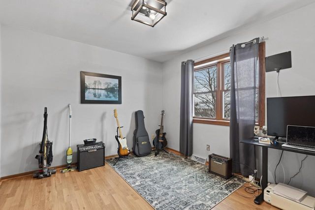 700 Bittersweet LANE, Watertown, WI 53094