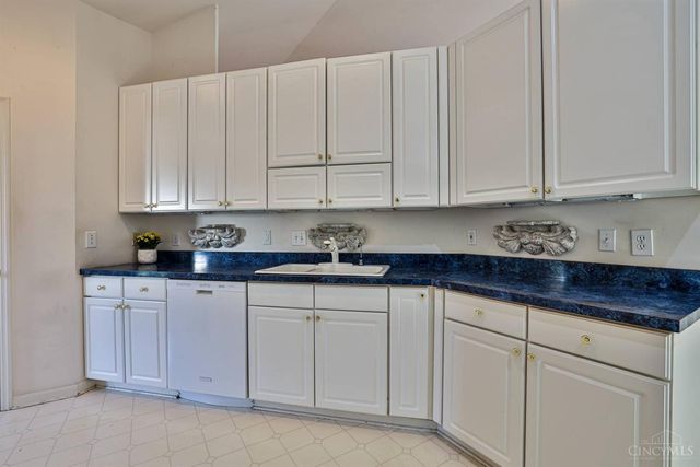 21 Wallace Grove Lane, Milford, OH 45150