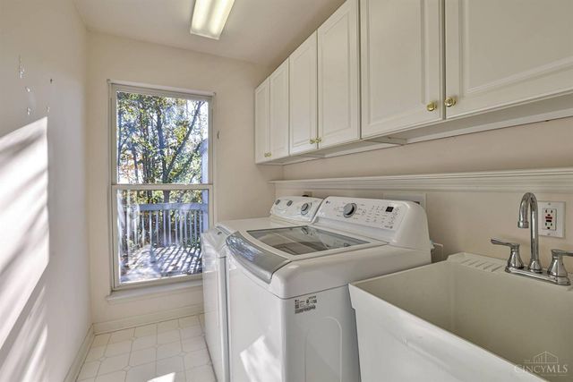 21 Wallace Grove Lane, Milford, OH 45150