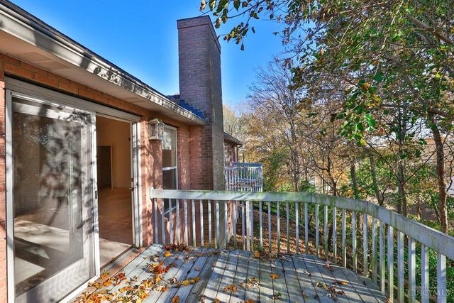 21 Wallace Grove Lane, Milford, OH 45150