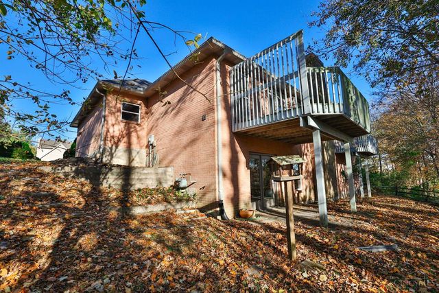 21 Wallace Grove Lane, Milford, OH 45150