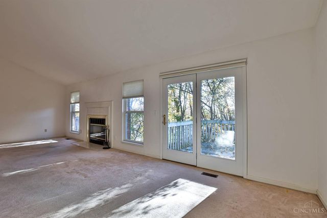 21 Wallace Grove Lane, Milford, OH 45150