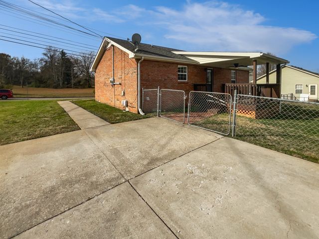 182 Monarch Ln, Clarksville, TN 37042