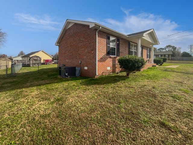 182 Monarch Ln, Clarksville, TN 37042