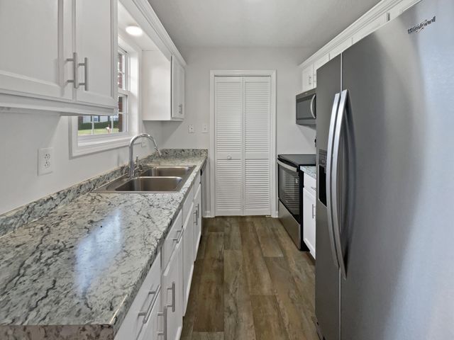 182 Monarch Ln, Clarksville, TN 37042