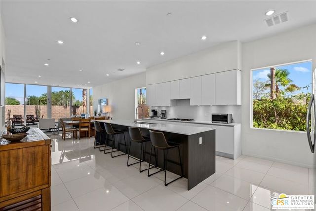 4651 Kellogg Way, Palm Springs, CA 92262