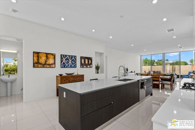 4651 Kellogg Way, Palm Springs, CA 92262