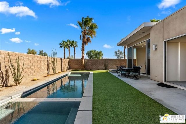 4651 Kellogg Way, Palm Springs, CA 92262