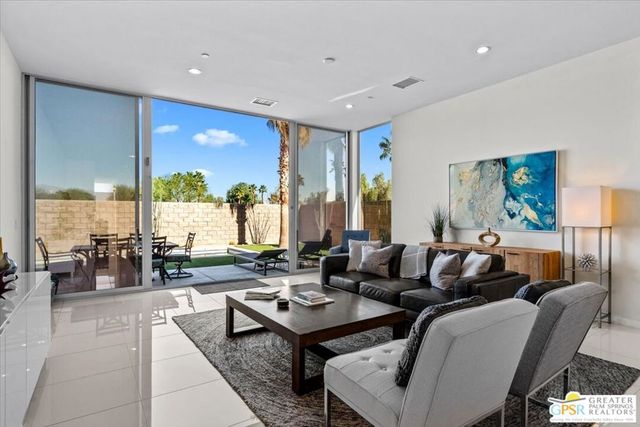 4651 Kellogg Way, Palm Springs, CA 92262