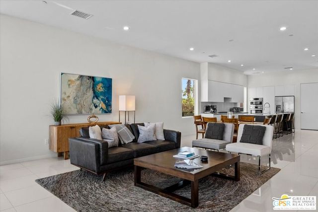4651 Kellogg Way, Palm Springs, CA 92262