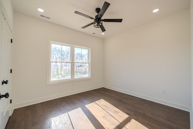 170 BELVEDERE CIR, Savannah, TN 38372