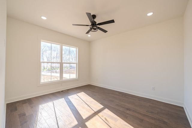 170 BELVEDERE CIR, Savannah, TN 38372