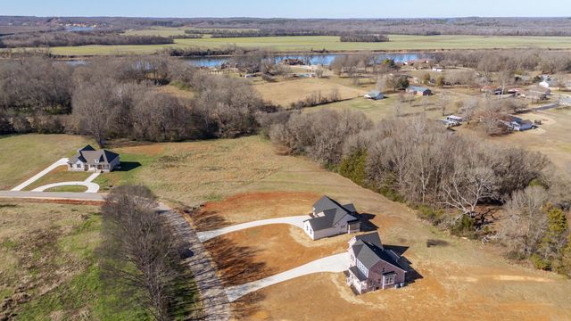 170 BELVEDERE CIR, Savannah, TN 38372