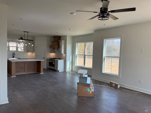 170 BELVEDERE CIR, Savannah, TN 38372