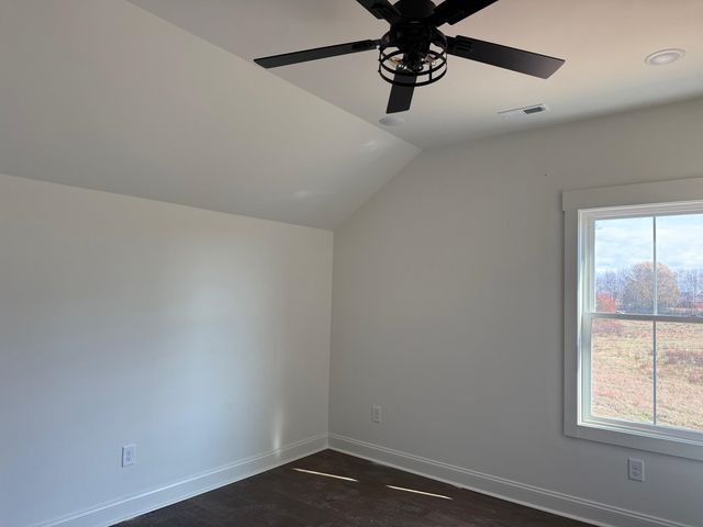 170 BELVEDERE CIR, Savannah, TN 38372