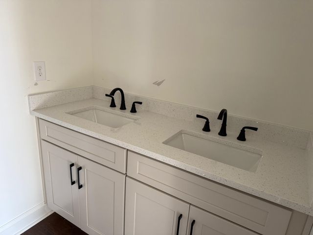 170 BELVEDERE CIR, Savannah, TN 38372