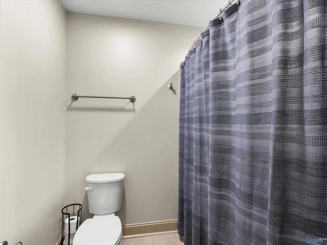 9502 Hampton Oak Drive, Owens Cross Roads, AL 35763